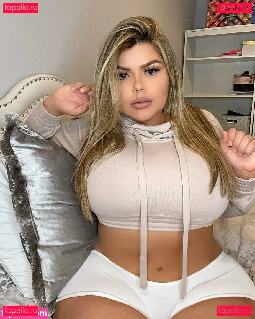 Michelle Mendez Onlyfans Photo Gallery 
