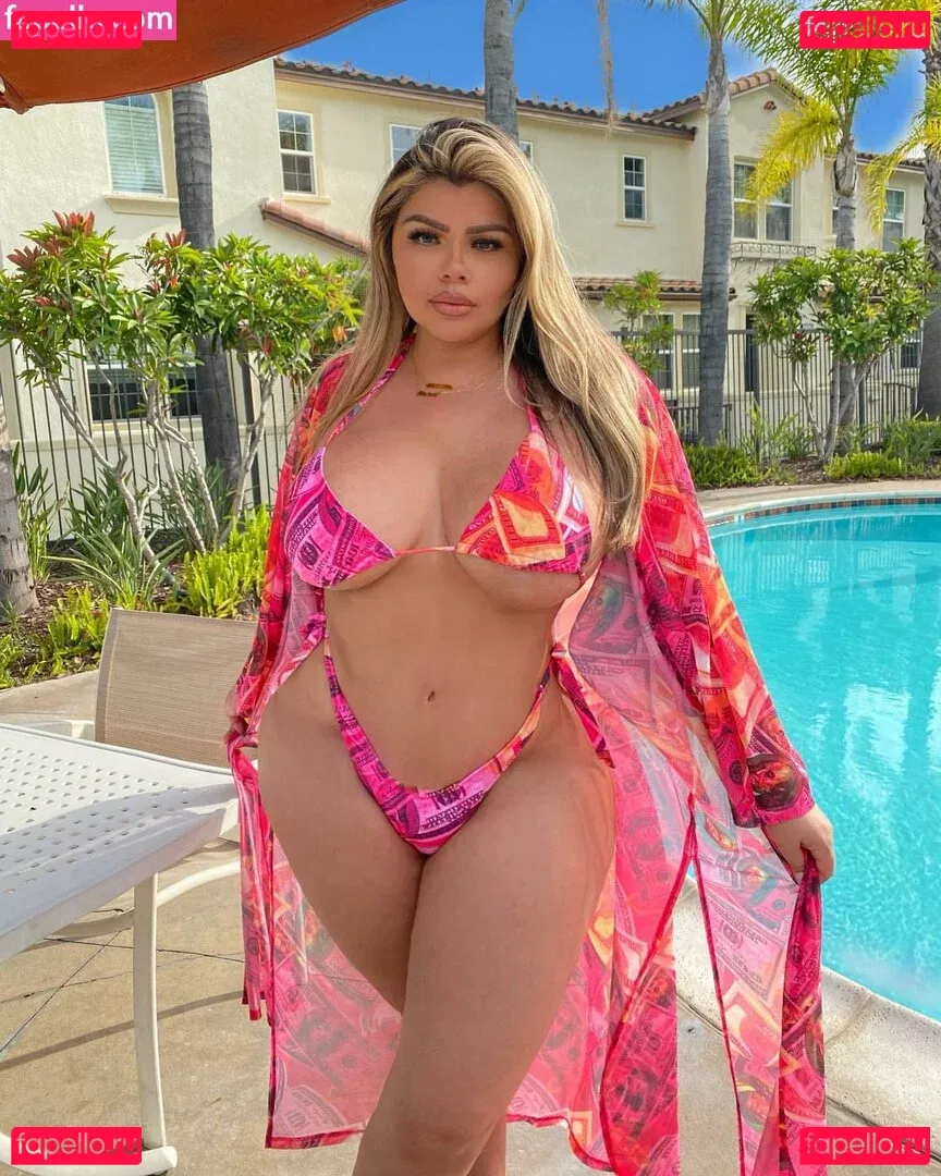 Michelle Mendez Onlyfans Photo Gallery 