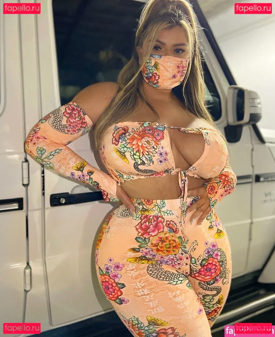 Michelle Mendez Onlyfans Photo Gallery 