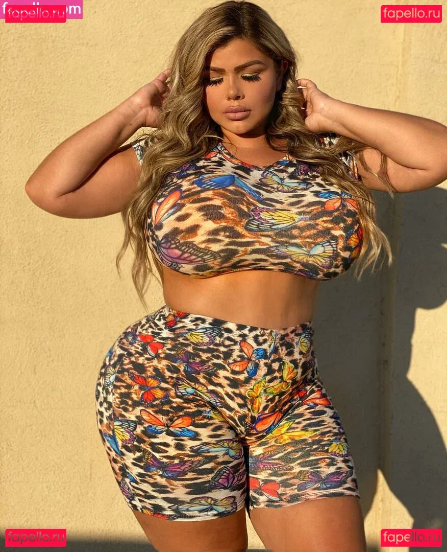 Michelle Mendez Onlyfans Photo Gallery 