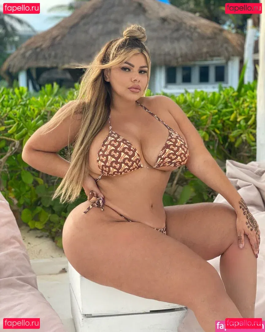 Michelle Mendez Onlyfans Photo Gallery 