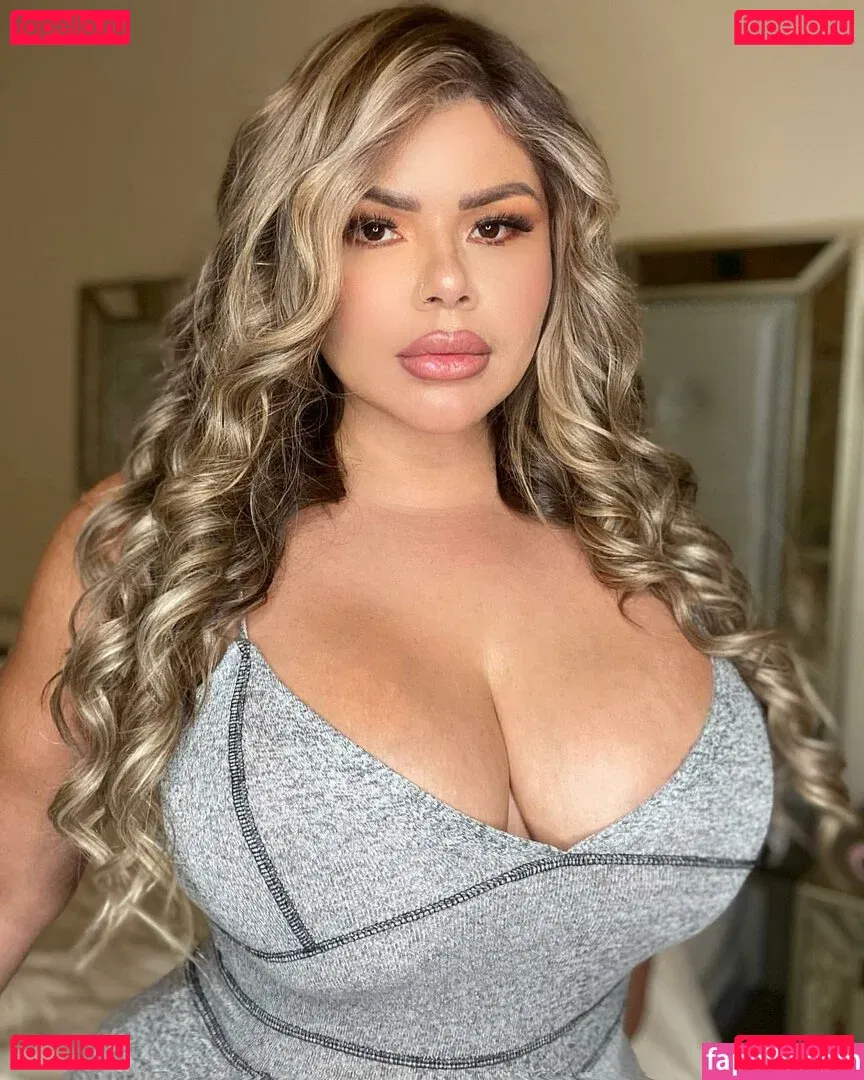 Michelle Mendez Onlyfans Photo Gallery 
