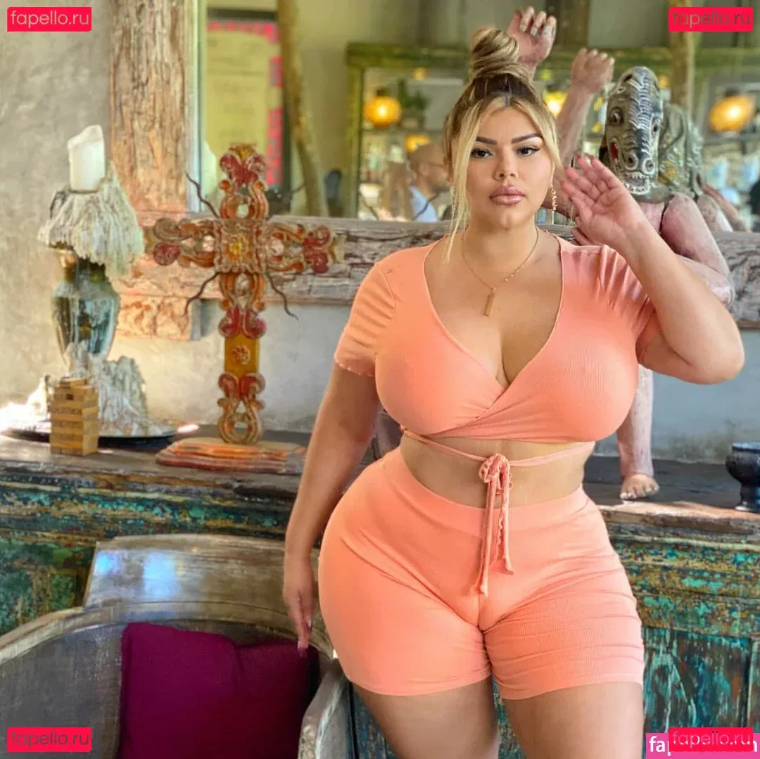 Michelle Mendez Onlyfans Photo Gallery 