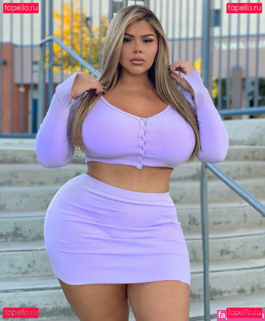 Michelle Mendez Onlyfans Photo Gallery 