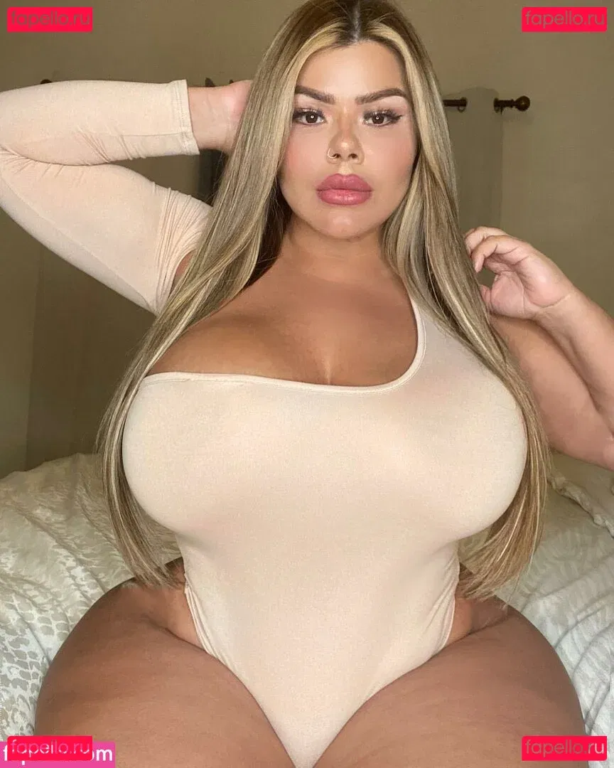 Michelle Mendez Onlyfans Photo Gallery 