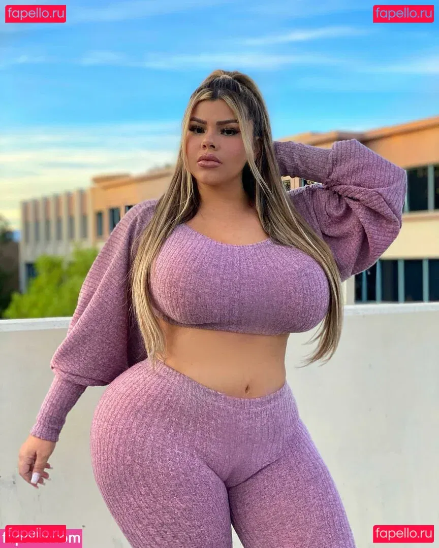 Michelle Mendez Onlyfans Photo Gallery 