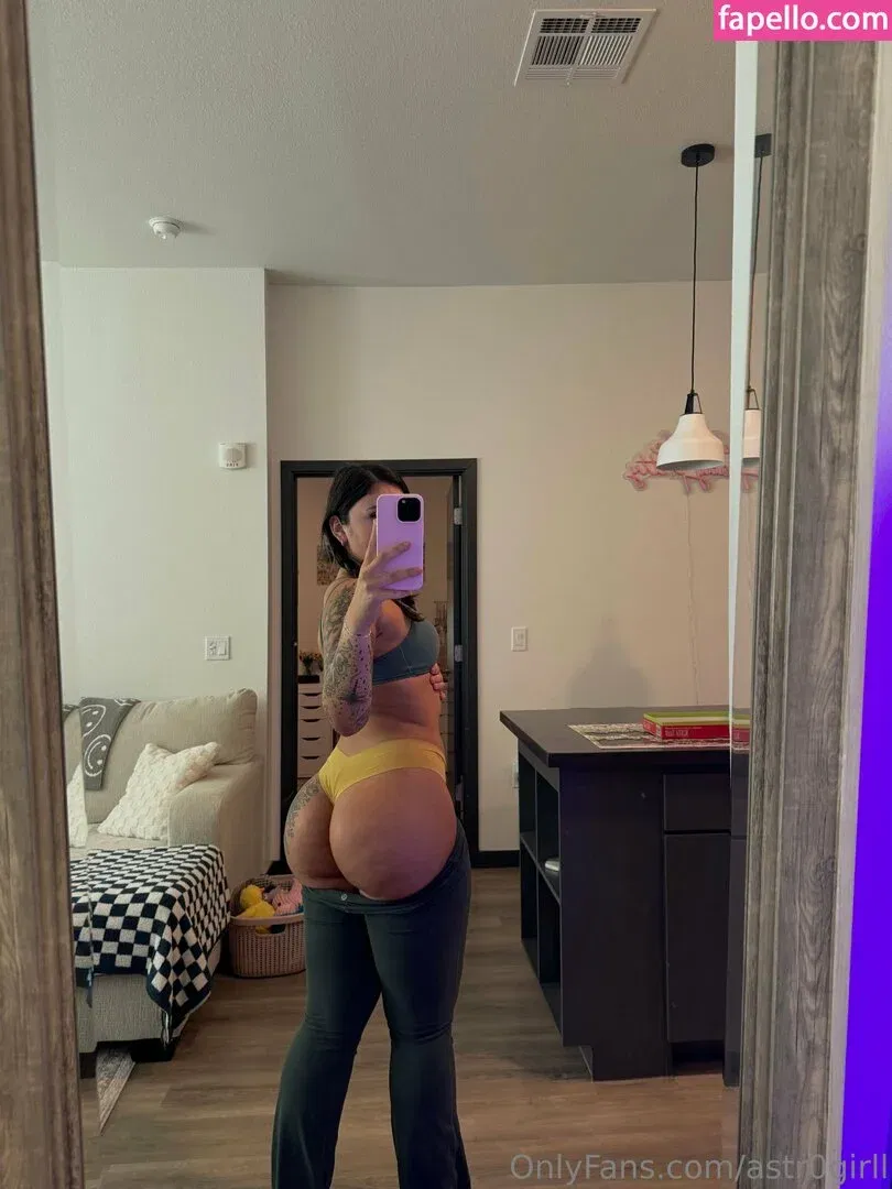 Astr0girll Onlyfans Photo Gallery 