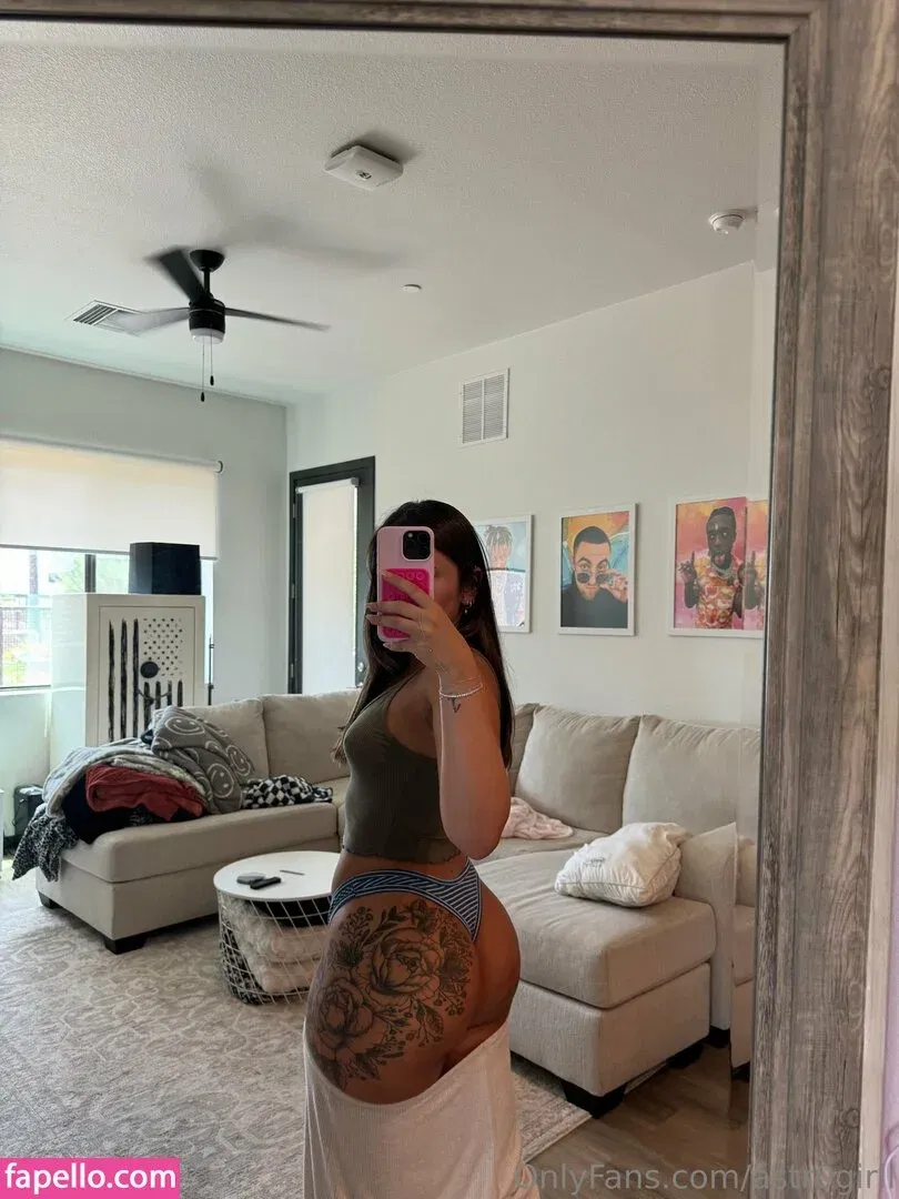 Astr0girll Onlyfans Photo Gallery 