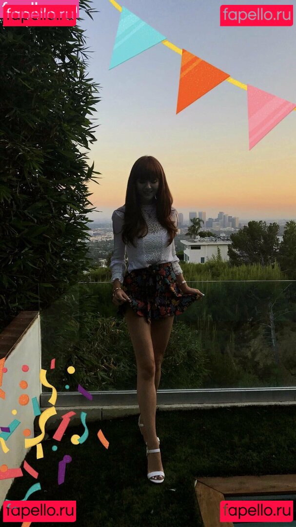 Hannah Rose May Nude Onlyfans Photo 32