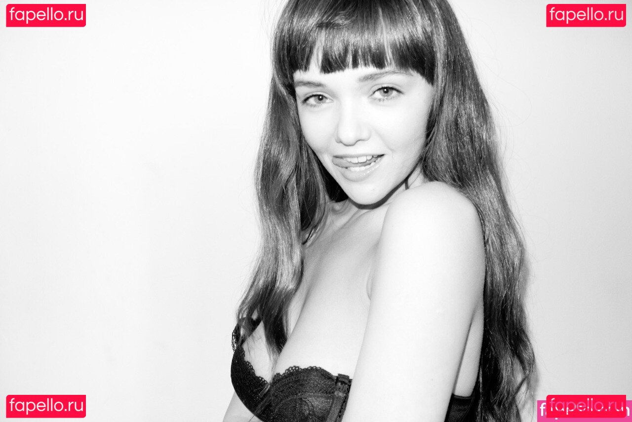 Hannah Rose May Nude Onlyfans Photo 5
