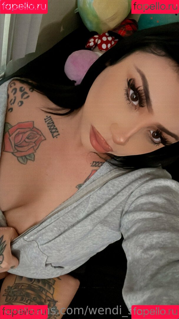 wendi_stephani Onlyfans Photo Gallery 