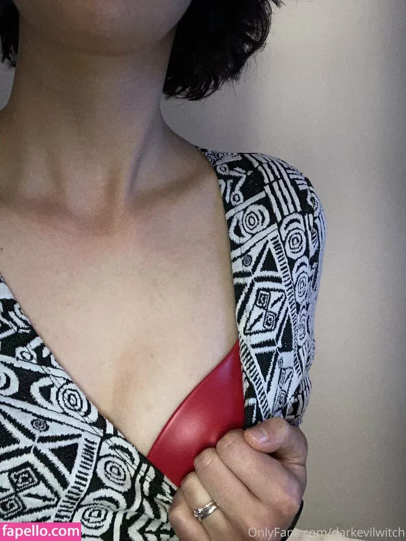 darkevilwitch Onlyfans Photo Gallery 