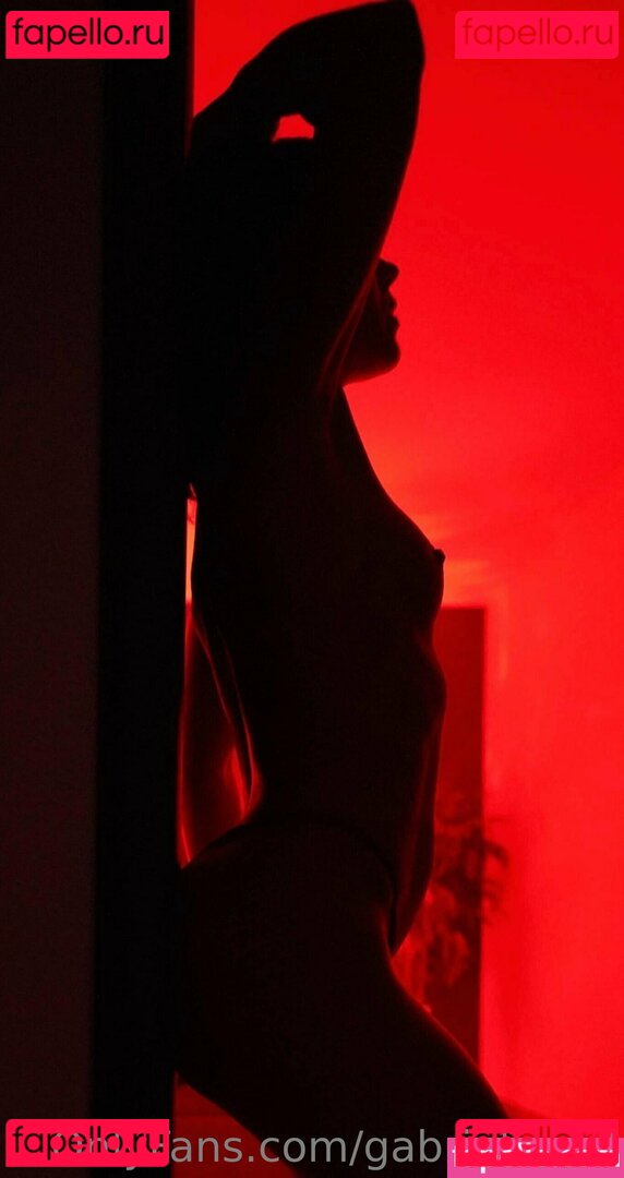 gabriellered Nude Onlyfans Photo 20