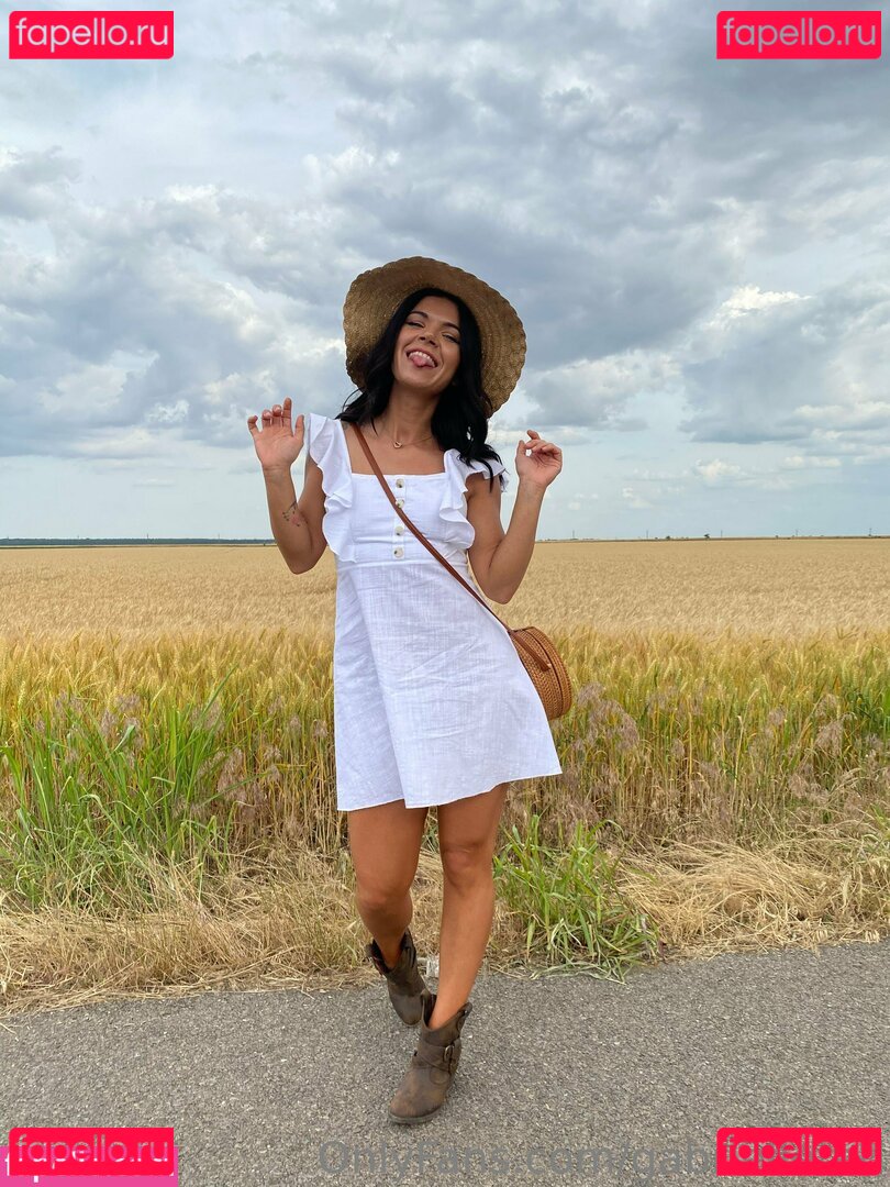 gabriellered Nude Onlyfans Photo 17