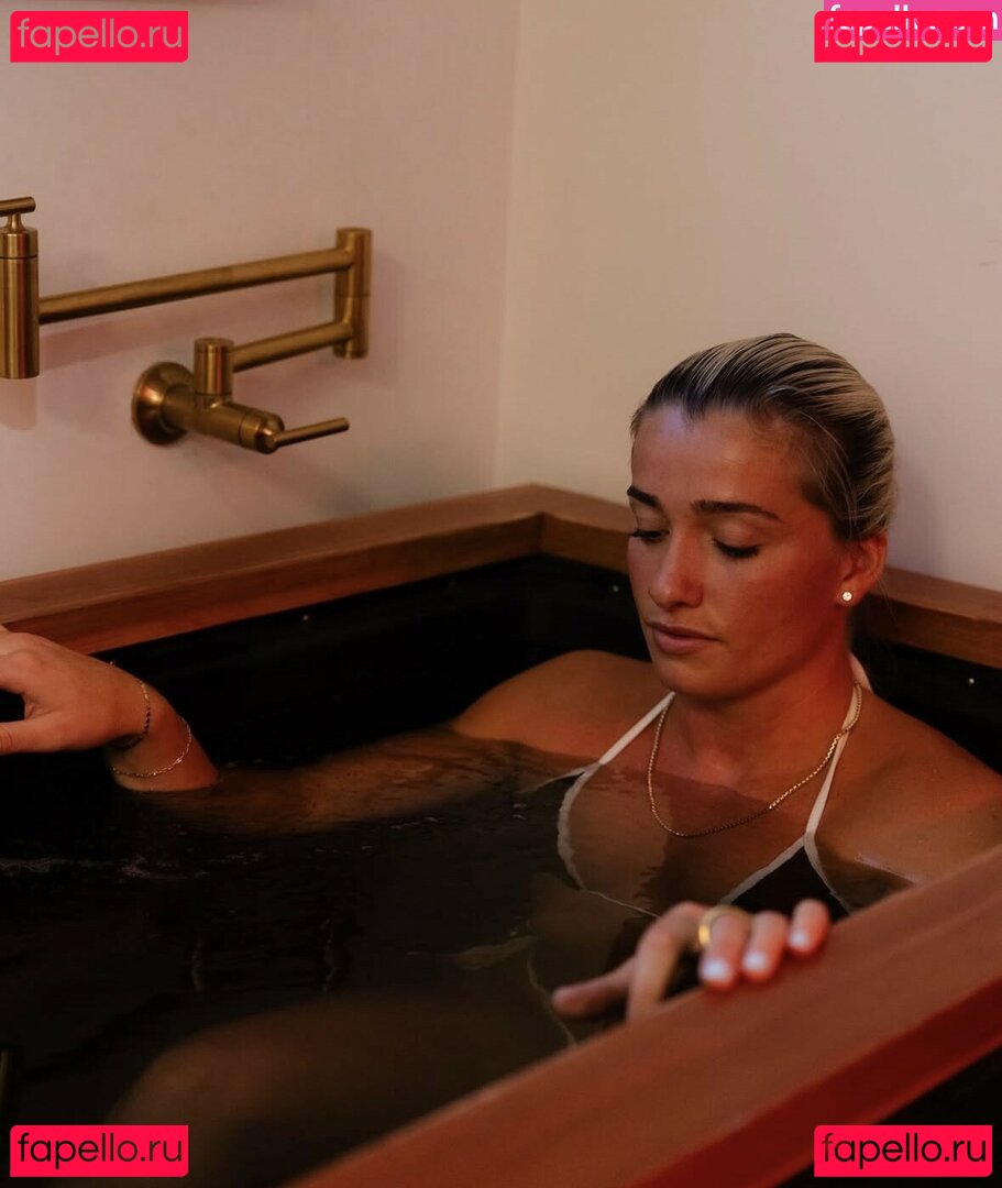 Kaylee Sticker Nude Onlyfans Photo 37
