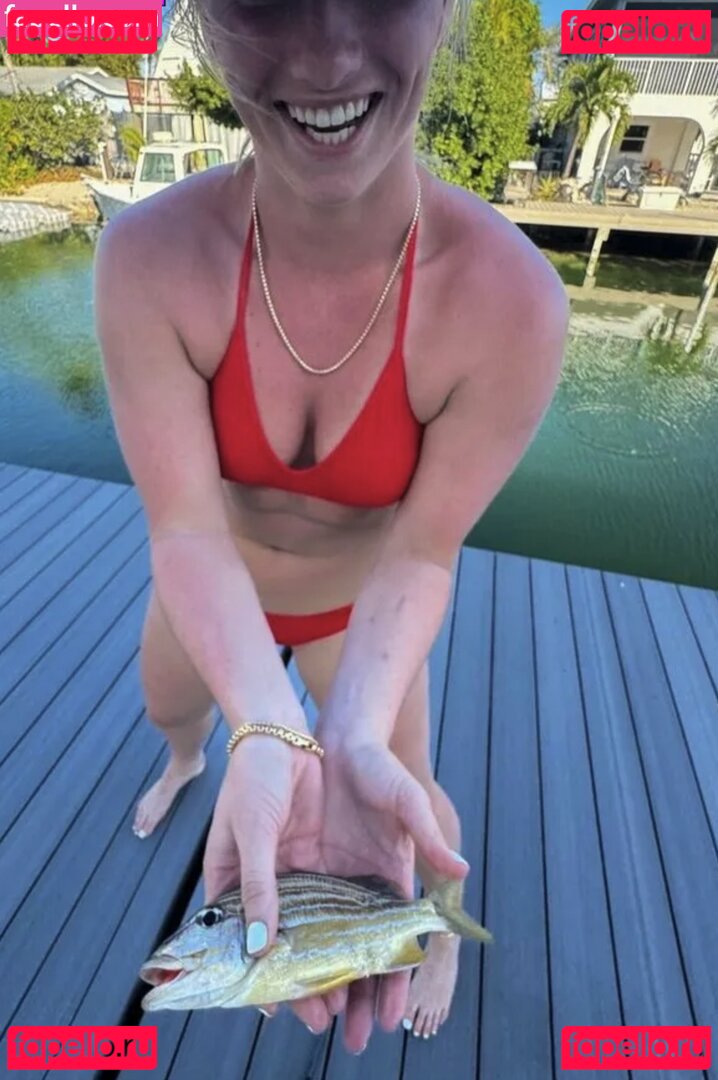 Kaylee Sticker Nude Onlyfans Photo 4