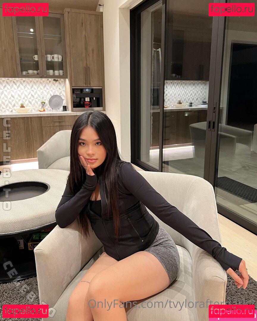 tvylorafterdark Nude Onlyfans Photo 22