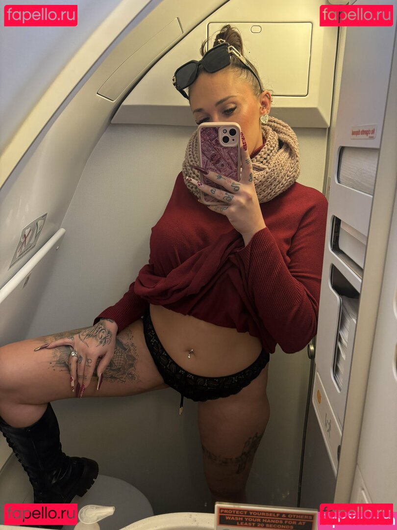 Alysha Mia Nude Onlyfans Photo 12