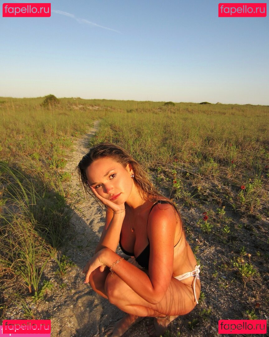 Lilah Pate Nude Onlyfans Photo 33