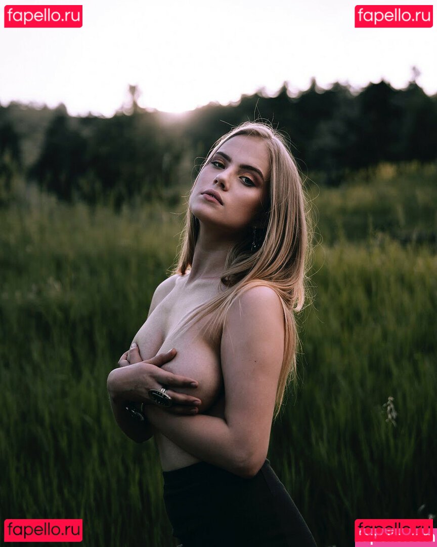 Emma Skau Nude Onlyfans Photo 34
