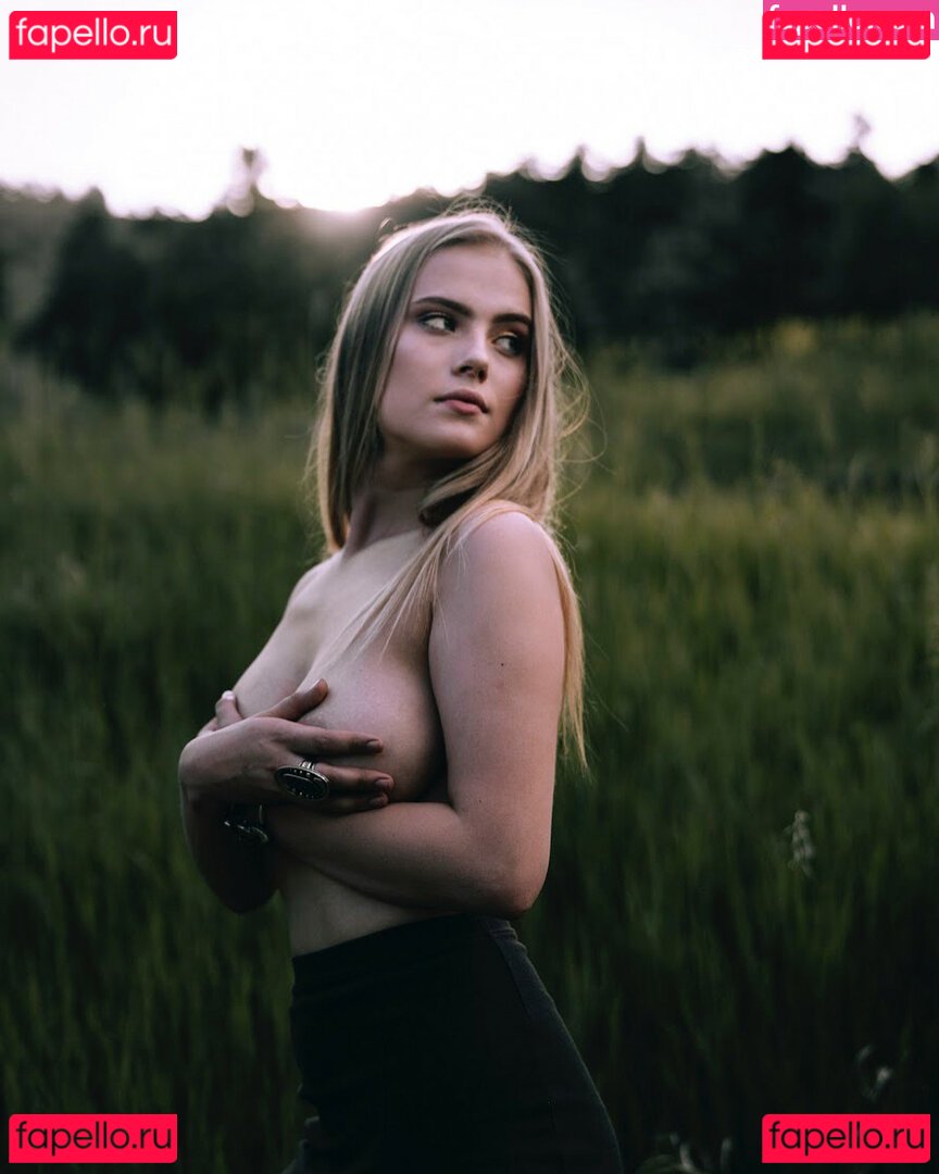 Emma Skau Nude Onlyfans Photo 30