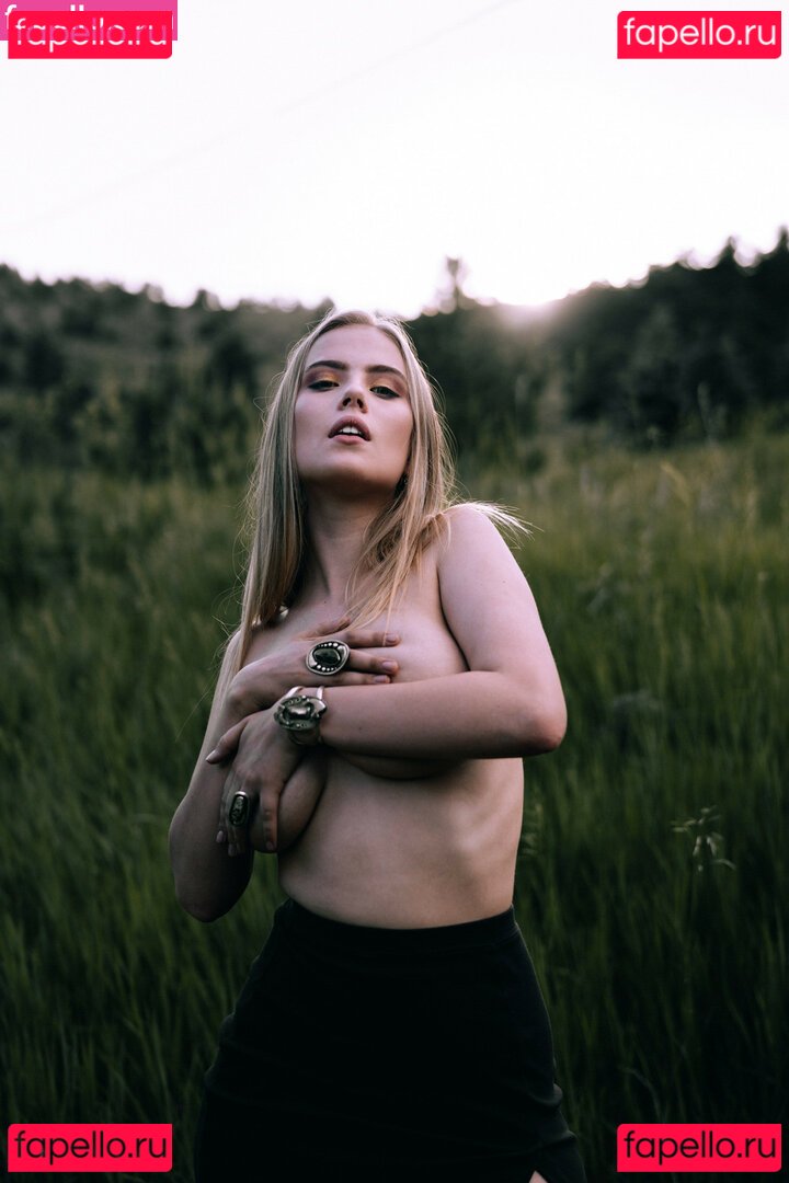 Emma Skau Nude Onlyfans Photo 22