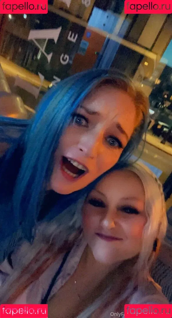 petitiepolly Onlyfans Photo Gallery 