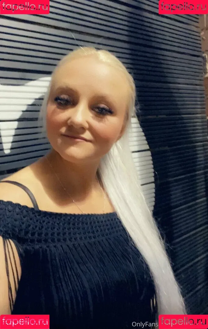 petitiepolly Onlyfans Photo Gallery 