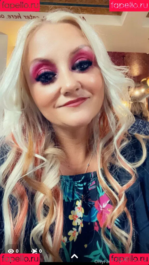 petitiepolly Onlyfans Photo Gallery 