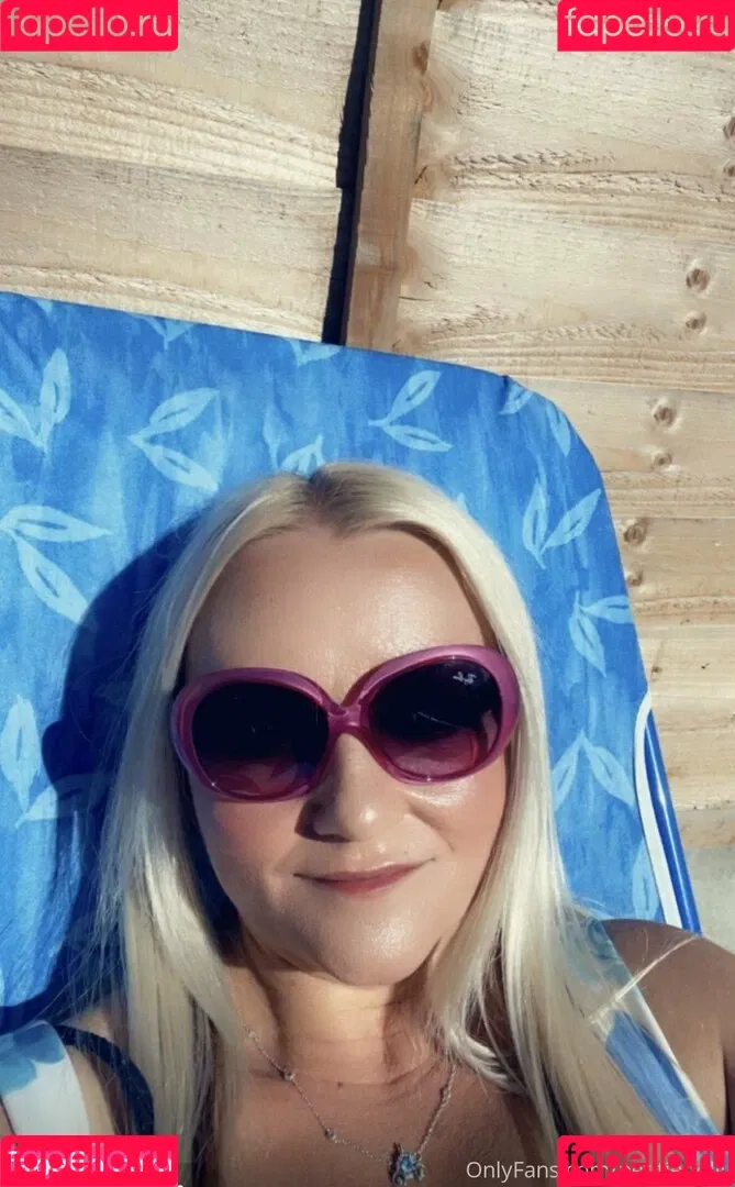 petitiepolly Onlyfans Photo Gallery 