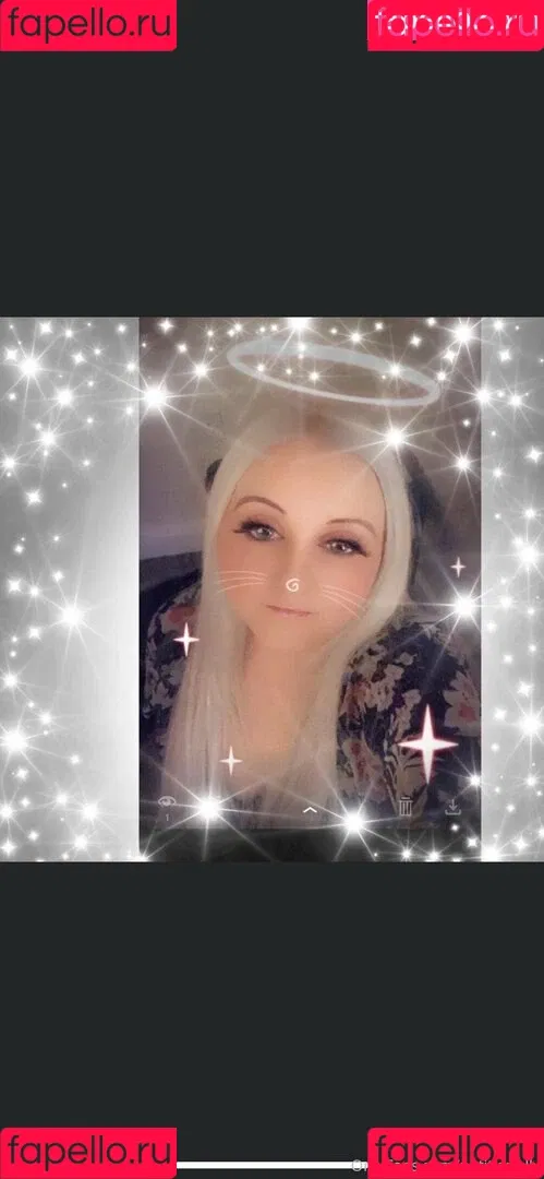 petitiepolly Onlyfans Photo Gallery 