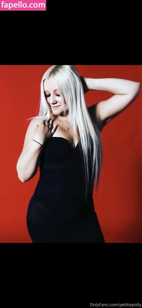 petitiepolly Onlyfans Photo Gallery 