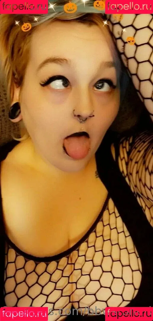 bbwstonerdoll Onlyfans Photo Gallery 