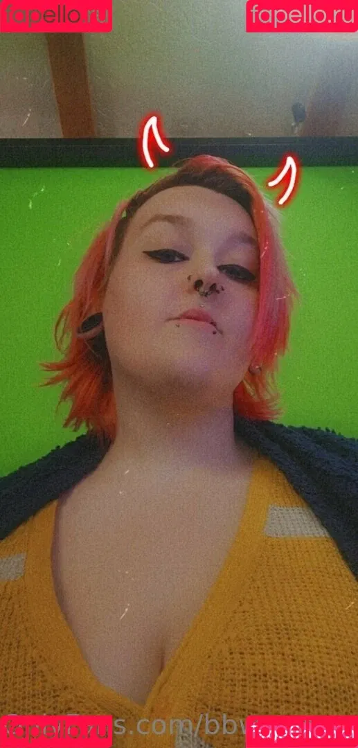 bbwstonerdoll Onlyfans Photo Gallery 