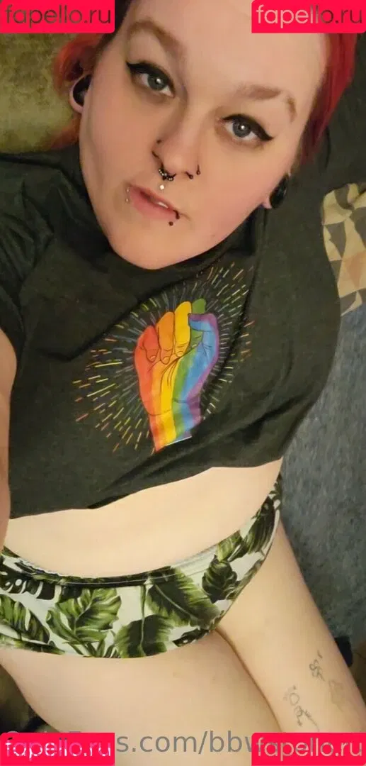 bbwstonerdoll Onlyfans Photo Gallery 