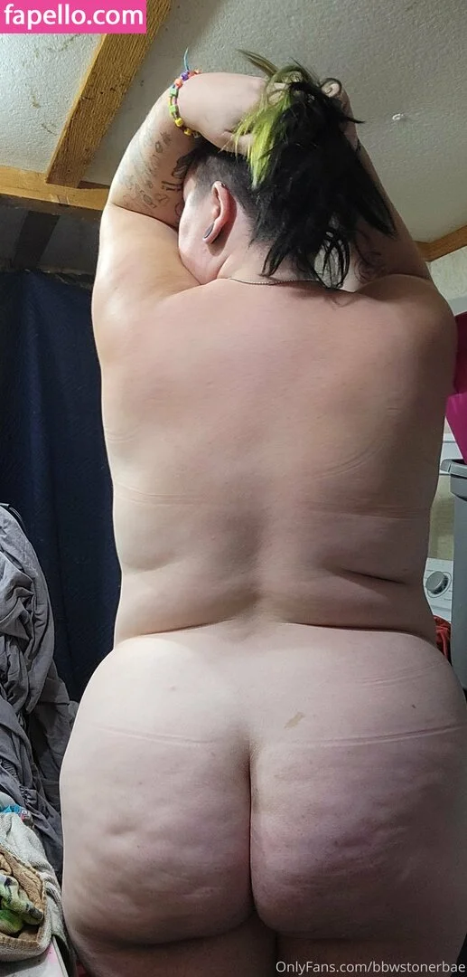 bbwstonerdoll Onlyfans Photo Gallery 