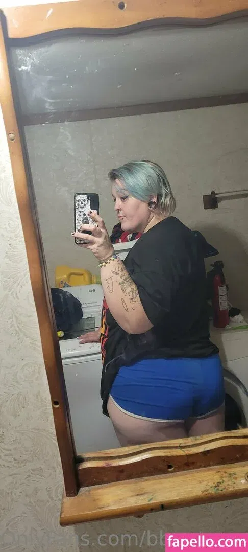 bbwstonerdoll Onlyfans Photo Gallery 