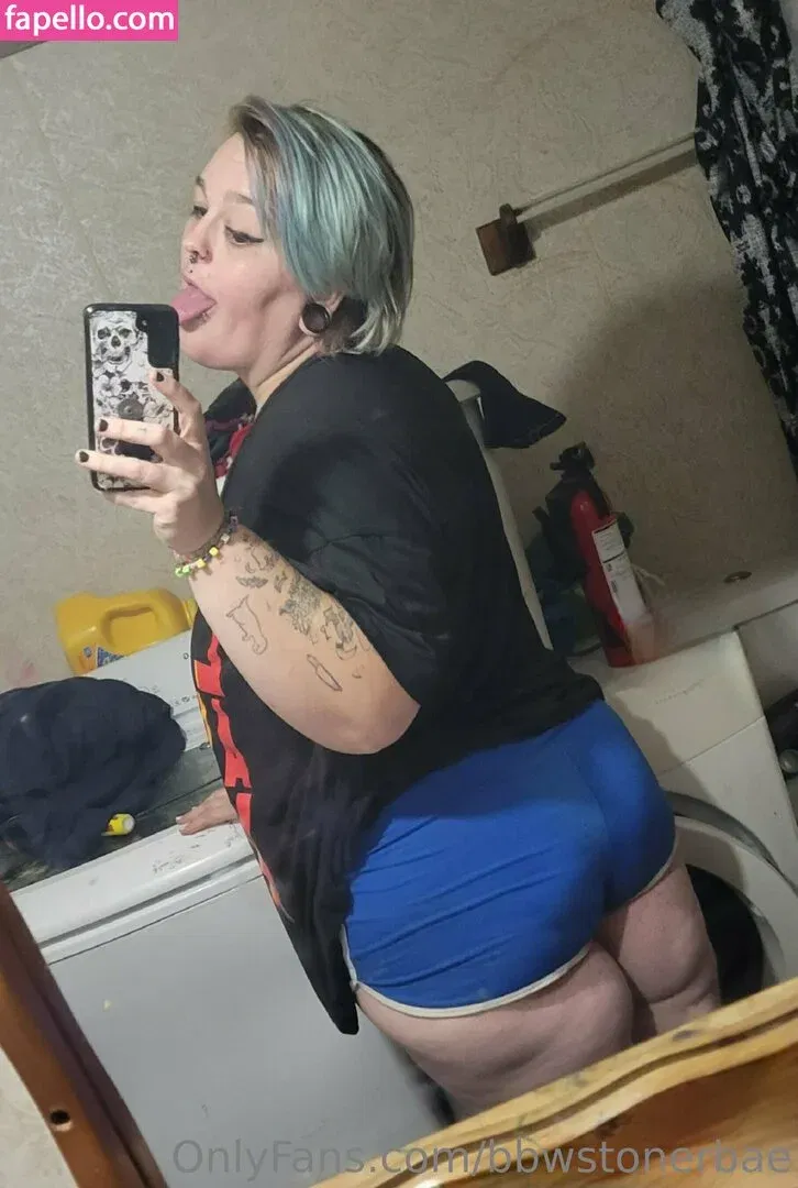 bbwstonerdoll Onlyfans Photo Gallery 