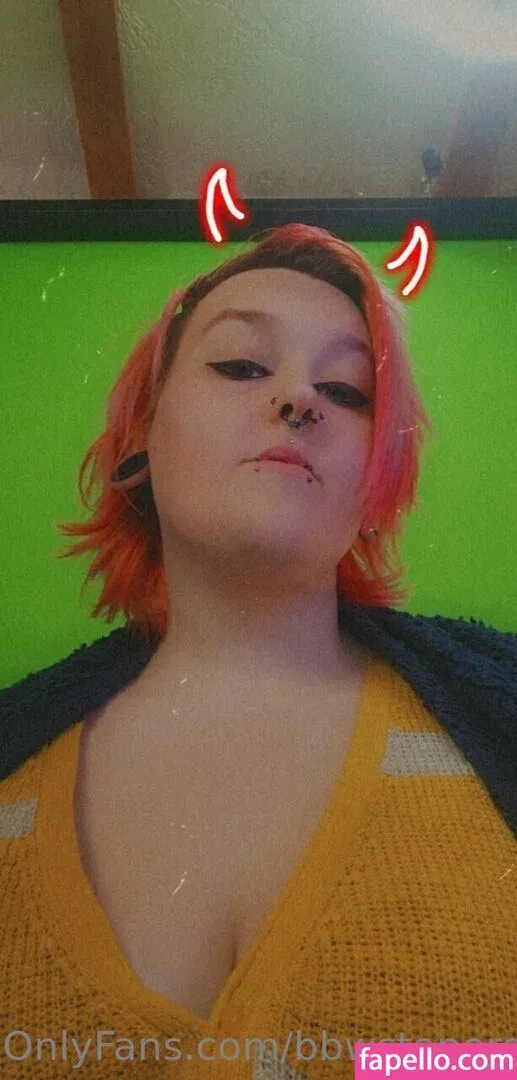 bbwstonerdoll Onlyfans Photo Gallery 