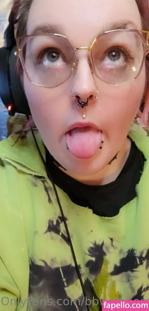 bbwstonerdoll Onlyfans Photo Gallery 