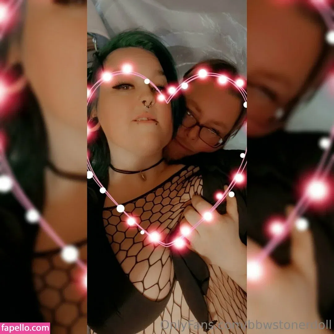 bbwstonerdoll Onlyfans Photo Gallery 