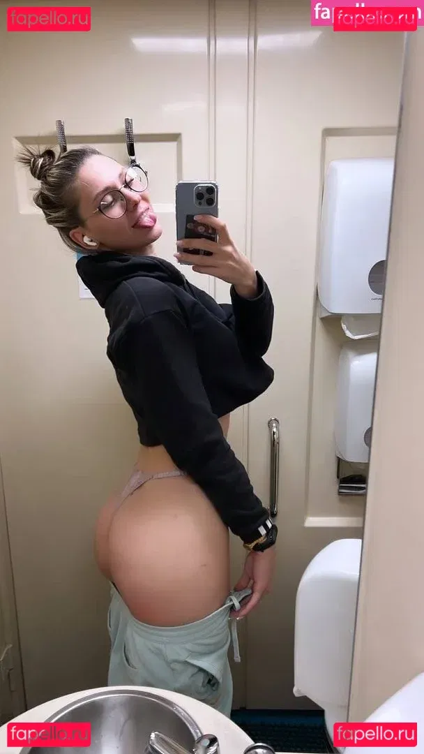 AlenaWItch Onlyfans Photo Gallery 