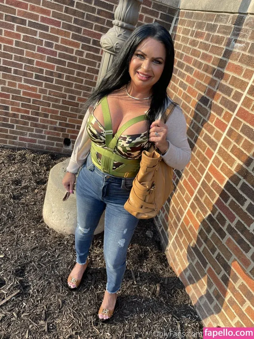 sienarosefree Onlyfans Photo Gallery 