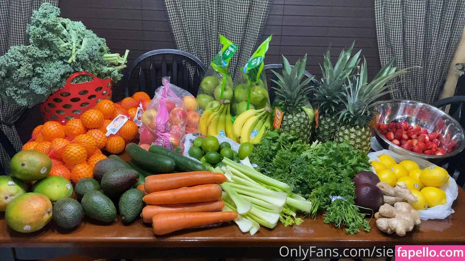 sienarosefree Onlyfans Photo Gallery 