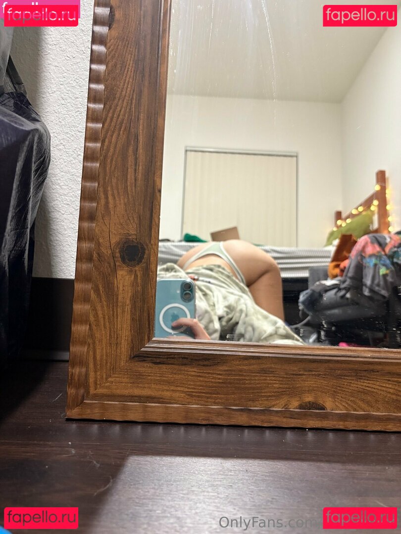 mileycollege Nude Onlyfans Photo 10
