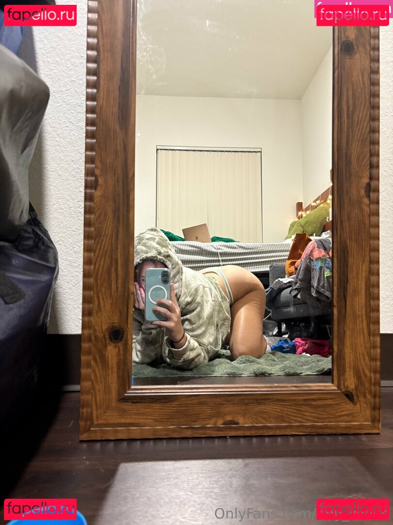 mileycollege Nude Onlyfans Photo 5
