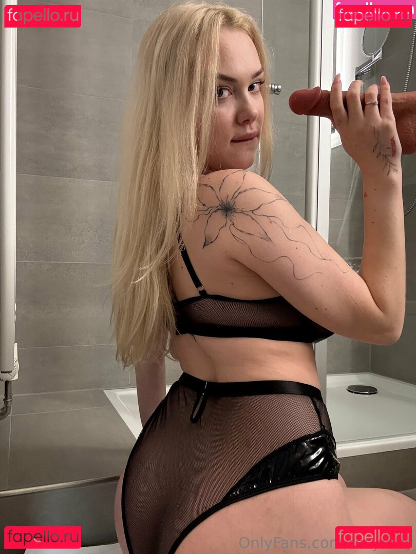 Rosy May Nude Onlyfans Photo 15