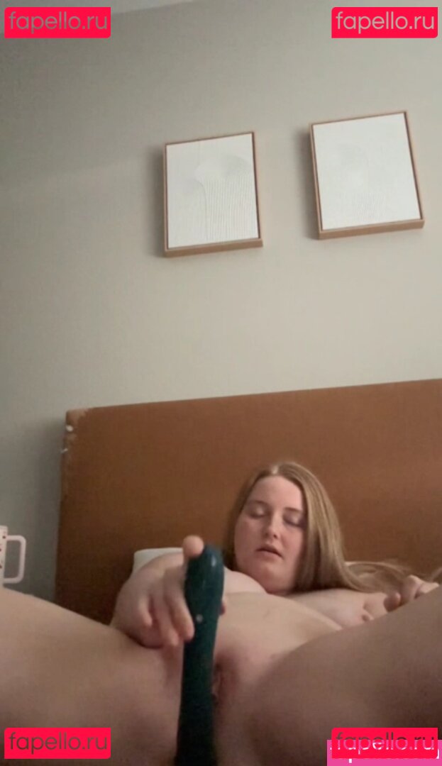 Sarah Hemmelman Nude Onlyfans Photo 21