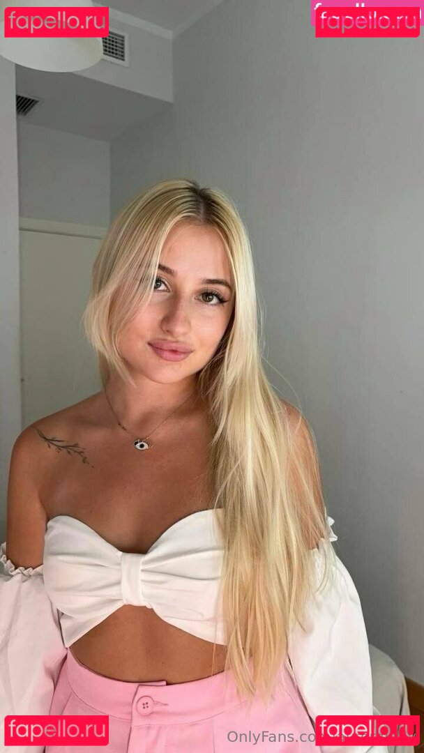 avroralady Nude Onlyfans Photo 16