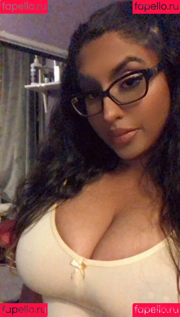 Ninathepony Onlyfans Photo Gallery 